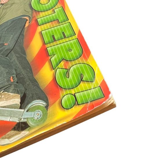 Scholastic Book Set Of 2 Elementary Level Books Ricky Ricotta Robots‎ & Scooters - Picture 2 of 14